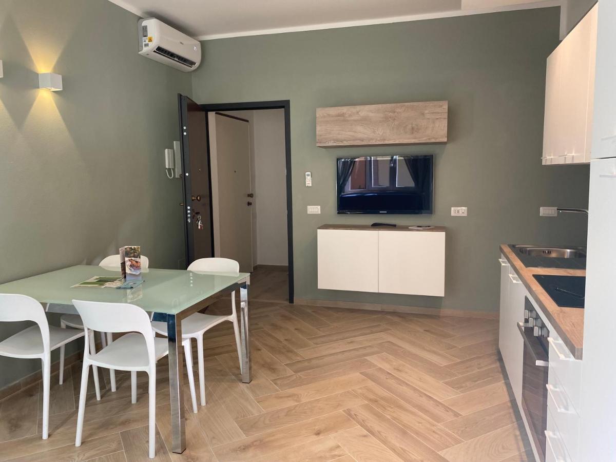 Casa Mare L.Ea. Apartment Follonica Bagian luar foto