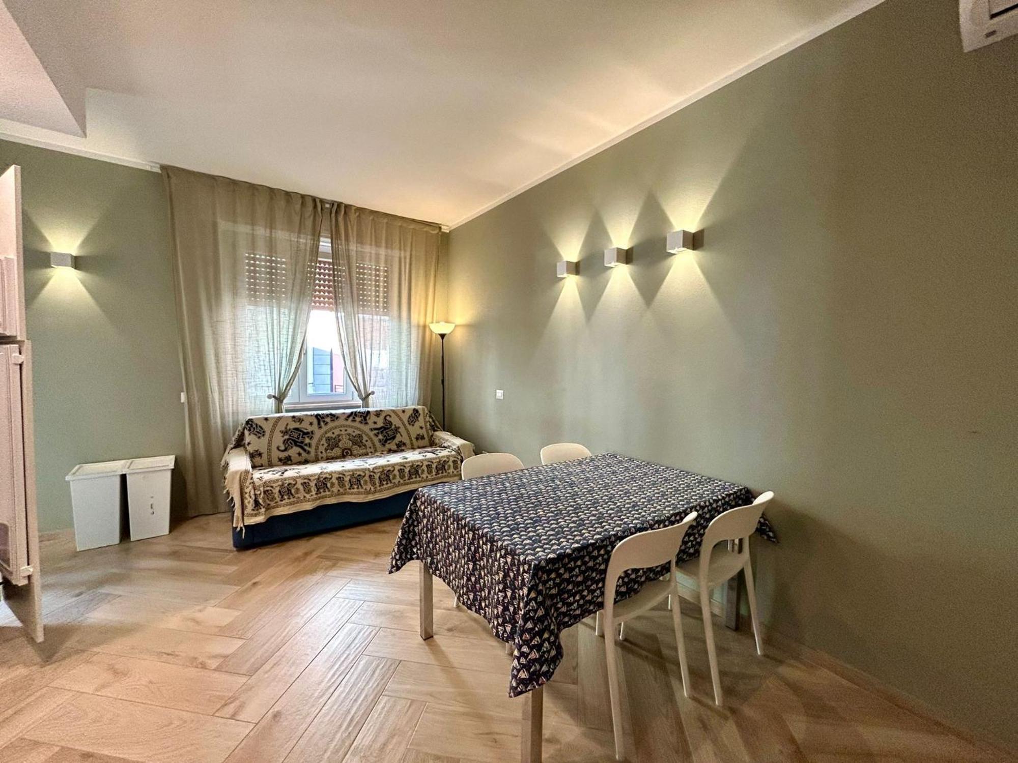 Casa Mare L.Ea. Apartment Follonica Bagian luar foto